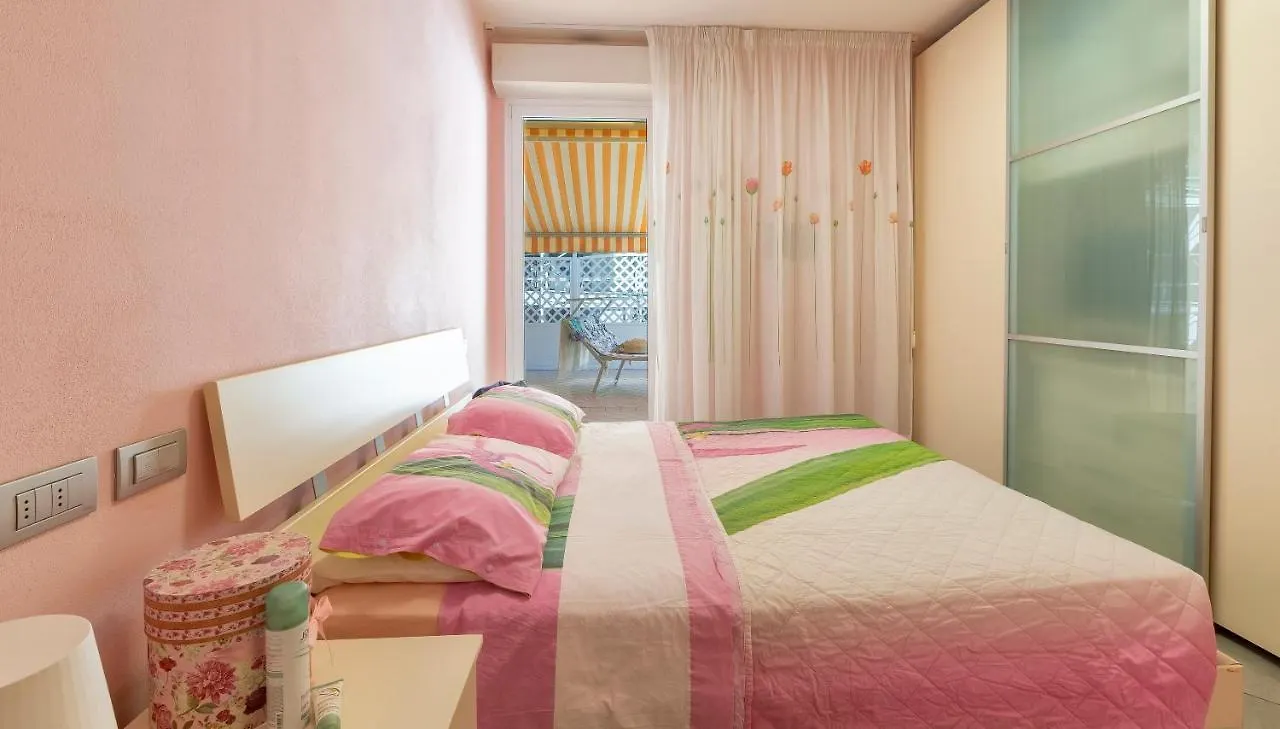 Appartamento In Centro Bianca Riccione Apartment